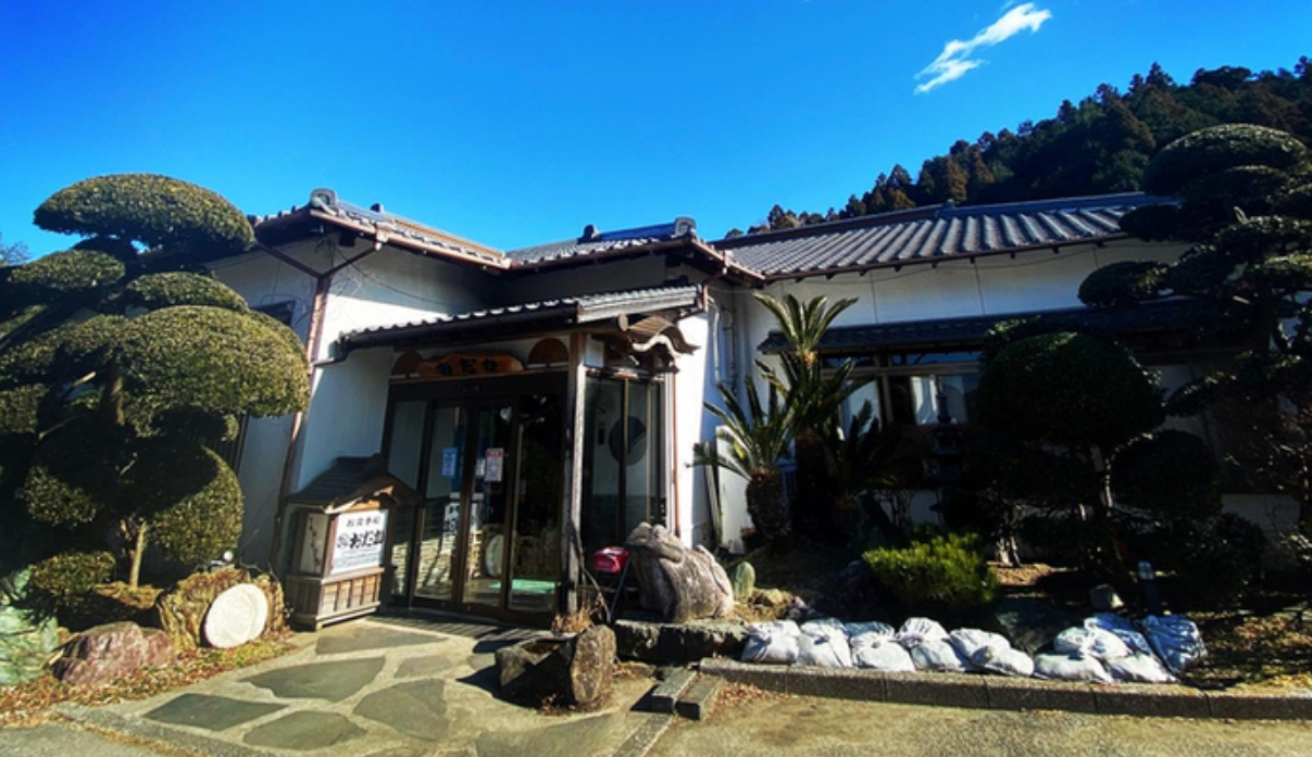 お酒も安心 睦沢の名店「おだか」へ【無料送迎】開始